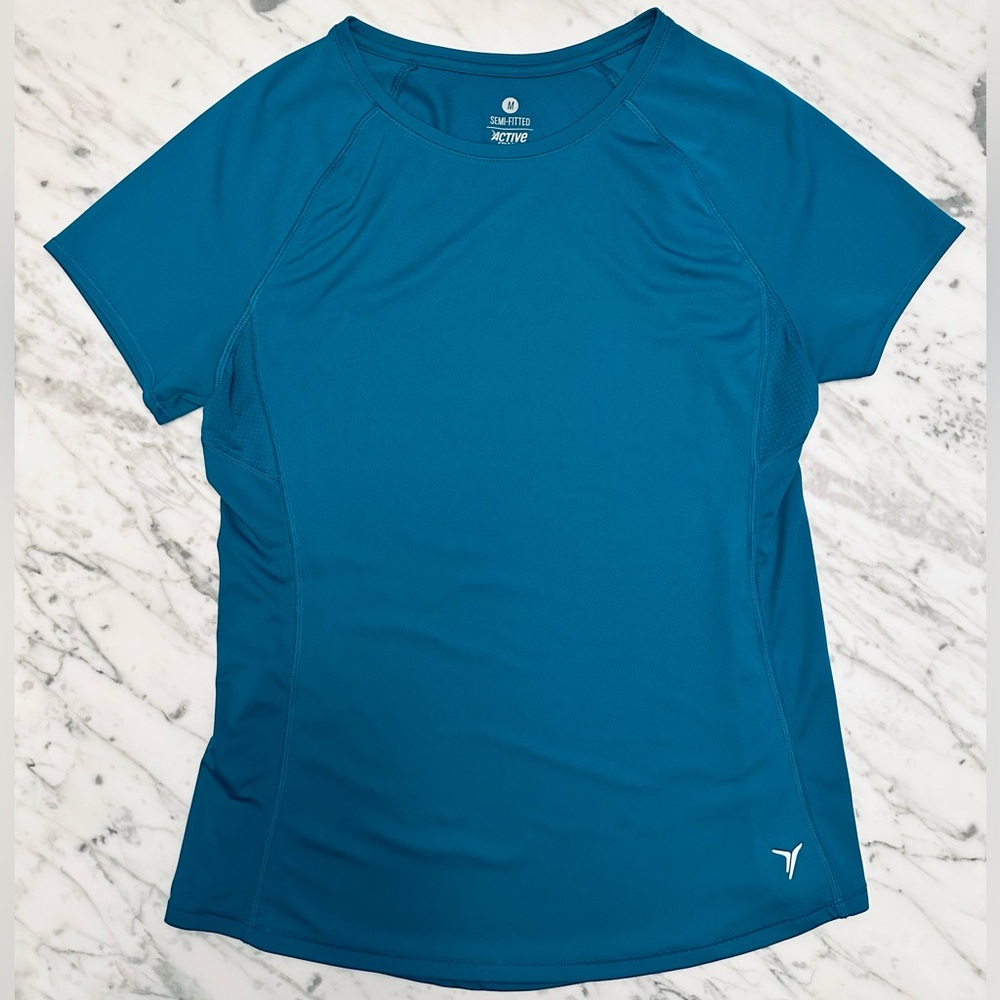 Old Navy Women’s Active Shirt NWOT